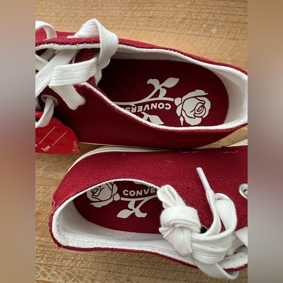 New CONVERSE Chuck Taylor All Star Lift Platform Hearts Size 9 Womens - Picture 12 of 13